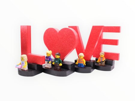 Valentine’s-Themed Display Stands Discount